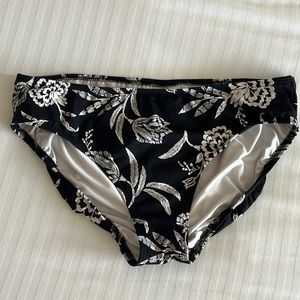 Bikini bottoms size 10